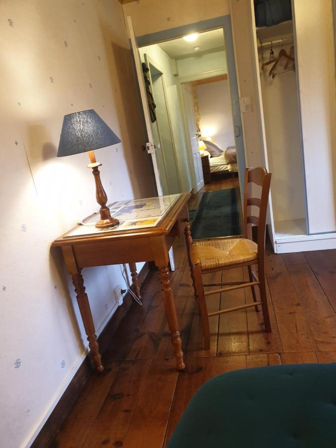 Chambres D'Hotes Kerioret Izella Kerlaz Exteriör bild
