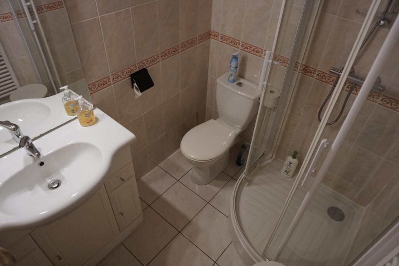 Chambres D'Hotes Kerioret Izella Kerlaz Exteriör bild