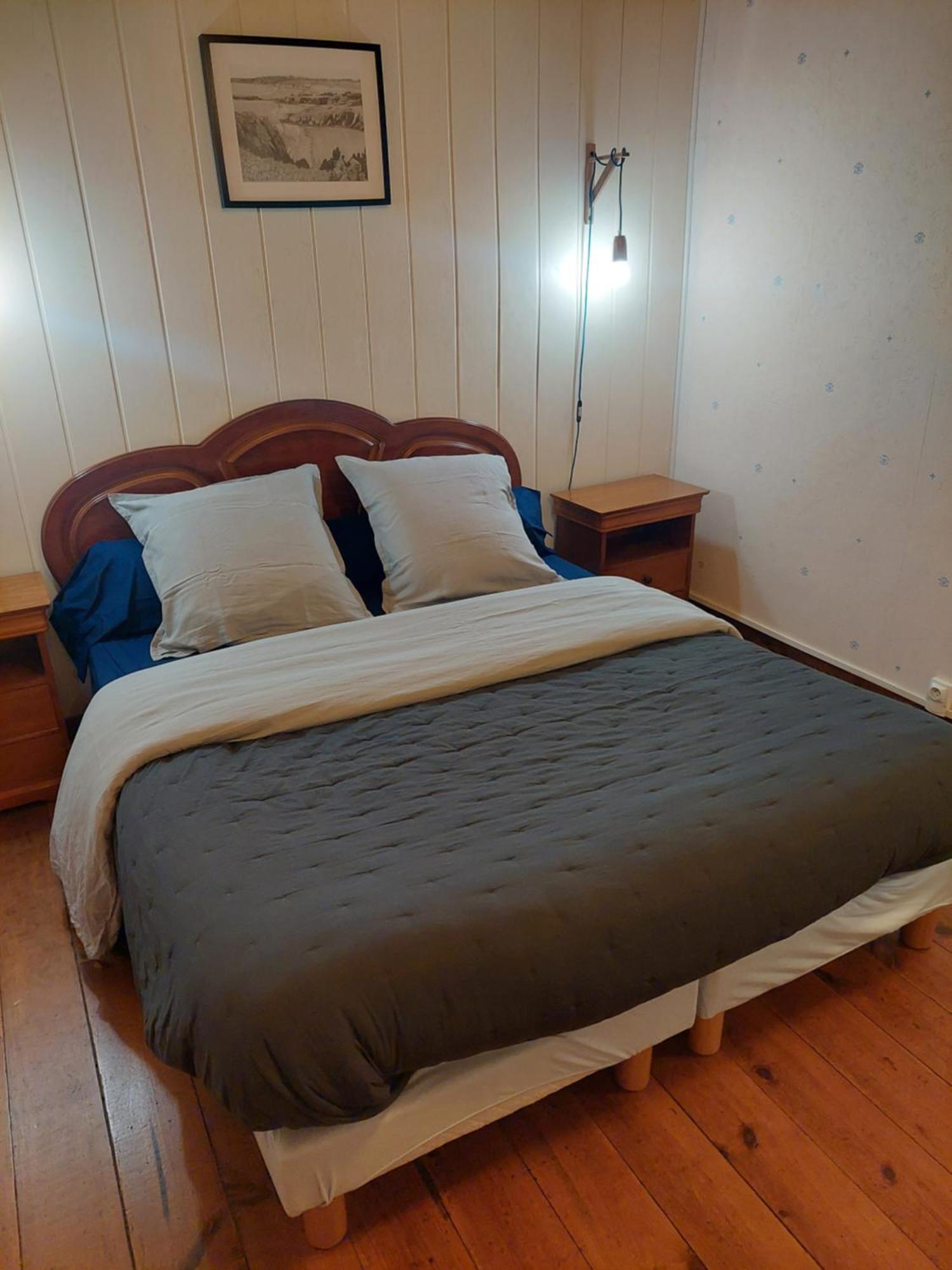 Chambres D'Hotes Kerioret Izella Kerlaz Exteriör bild