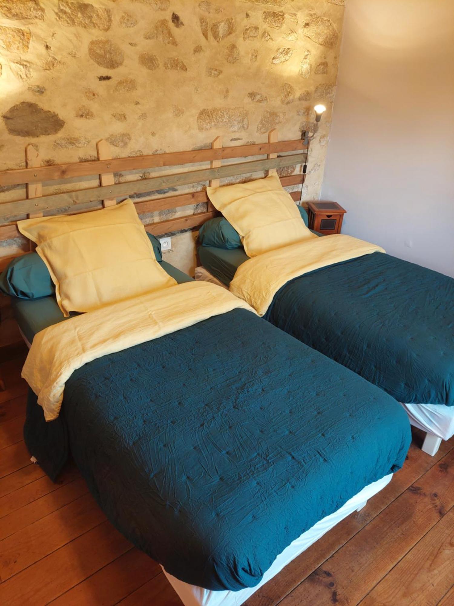 Chambres D'Hotes Kerioret Izella Kerlaz Exteriör bild